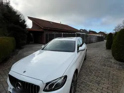 Mercedes E220