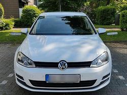 Weiß Gebraucht 2014 VW Golf VII Cup Limousine | 9.750 € (Fairer Preis)