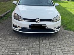 Weiß Gebraucht 2019 VW Golf Comfortline Limousine | 13.400 € (Fairer Preis)