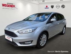 Polarsilber metallic Gebraucht 2015 Ford Focus Business Edition Limousine | 8.880 € (Fairer Preis)