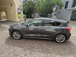 Grau Gebraucht 2019 Ford Focus Vignale Kleinwagen | 19.500 € (Fairer Preis)