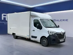 Mineral weiss Gebraucht 2020 Renault Master Van | 32.900 €