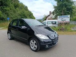 Schwarz Gebraucht 2010 Mercedes A180 Kleinwagen | 2.500 € (Fairer Preis)