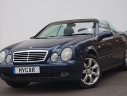 Dunkelblau metallic Gebraucht 1999 Mercedes CLK200 Elegance Cabrio | 4.199 € (Guter Preis)