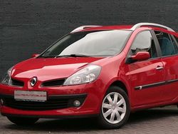 Rot Gebraucht 2009 Renault Clio GrandTour Dynamique Kombi | 6.900 €