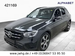 Schwarz Gebraucht 2020 Mercedes GLC300 SUV | 31.950 € (Fairer Preis)