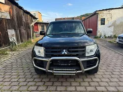 Schwarz Gebraucht 2009 Mitsubishi Pajero Invite SUV | 6.900 € (Guter Preis)