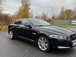 Schwarz Gebraucht 2013 Jaguar XF S Limousine | 9.900 € (Fairer Preis)