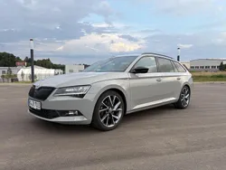 Grau Gebraucht 2019 Skoda Superb SportLine Kombi | 21.500 € (Guter Preis)