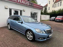 Blau Gebraucht 2009 Mercedes E350 Avantgarde Kombi | 11.200 € (Fairer Preis)