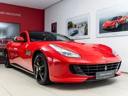 Rot Gebraucht 2018 Ferrari GTC4Lusso Limousine | 170.000 €