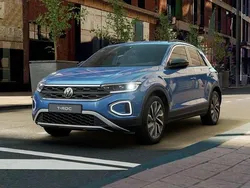 Ravennablau Gebraucht 2024 VW T-Roc Goal SUV | 28.980 € (Guter Preis)