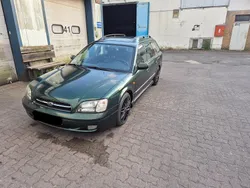 Grün Gebraucht 2000 Subaru Legacy Kombi | 2.500 € (Fairer Preis)