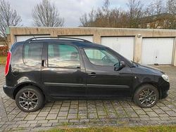 Schwarz Gebraucht 2010 Skoda Roomster Style Van / Kleinbus | 2.650 €