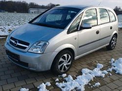 Grau Gebraucht 2003 Opel Meriva Enjoy Van / Kleinbus | 2.200 € (Teuer)