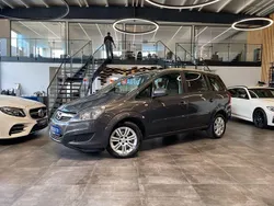 Grau Gebraucht 2013 Opel Zafira Family Van / Kleinbus | 4.799 € (Guter Preis)