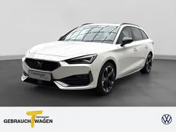Weiß Gebraucht 2023 Cupra Leon Kombi | 34.680 € (Etwas zu teuer)