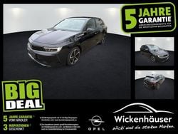 Diamant schwarz/karbon schwarz (metallic) Gebraucht 2022 Opel Astra Edition Limousine | 18.990 € (Guter Preis)