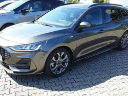 Magneticgrau (metallic) Gebraucht 2024 Ford Focus ST-Line Kombi | 23.490 € (Guter Preis)