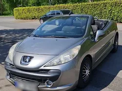 Silber Gebraucht 2008 Peugeot 207 CC Cabrio | 2.350 € (Guter Preis)