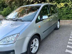 Grau Gebraucht 2005 Ford C-MAX Van / Kleinbus | 2.100 € (Fairer Preis)
