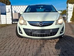 Weiß Gebraucht 2011 Opel Corsa Satellite Kleinwagen | 800 € (Superpreis)