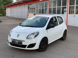 Weiß Gebraucht 2012 Renault Twingo Kleinwagen | 1.800 € (Guter Preis)