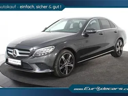 Grau (metallic) Gebraucht 2021 Mercedes C300e Avantgarde Limousine | 28.500 € (Guter Preis)