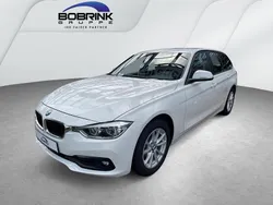 Weiß Gebraucht 2019 BMW 318 Advantage Kombi | 21.420 € (Fairer Preis)