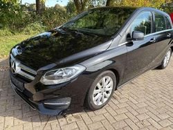 Schwarz Gebraucht 2017 Mercedes B180 Style Van / Kleinbus | 8.900 € (Guter Preis)