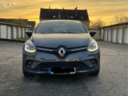 Grau Gebraucht 2018 Renault Clio IV Kleinwagen | 9.999 € (Guter Preis)