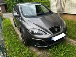 Grau Gebraucht 2014 Seat Altea XL Van / Kleinbus | 6.500 € (Fairer Preis)