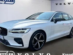 Weiß Gebraucht 2024 Volvo V60 Plus Kombi | 49.350 €