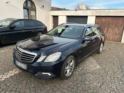Blau Gebraucht 2010 Mercedes E350 Kombi | 5.500 € (Guter Preis)