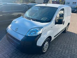 Weiß Gebraucht 2009 Fiat Fiorino Basis Van / Kleinbus | 3.999 € (Teuer)