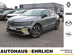 Grau Gebraucht 2022 Renault Mégane Iconic Limousine | 29.990 € (Fairer Preis)