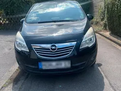 Schwarz Gebraucht 2011 Opel Meriva Van / Kleinbus | 3.199 €