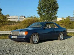 Blau Gebraucht 1988 Mercedes 230 Coupé | 6.190 €