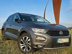 Grau Gebraucht 2022 VW T-Roc SUV | 17.950 €