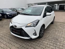 Weiß Gebraucht 2020 Toyota Yaris Team Limousine | 13.995 € (Guter Preis)