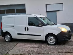 Weiß Gebraucht 2018 Opel Combo Van / Kleinbus | 8.999 € (Guter Preis)