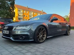 Grau Gebraucht 2011 Audi A7 Sportback Comfort Kleinwagen | 14.999 € (Teuer)