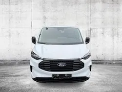 Weiß Gebraucht 2024 Ford Transit Custom Trend Van | 30.900 € (Guter Preis)