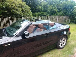 Schwarz Gebraucht 2010 BMW 118 Cabriolet Cabrio | 8.500 € (Fairer Preis)