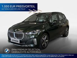 Sanremo green metallic Gebraucht 2024 BMW 223 Luxury Line Van / Kleinbus | 41.850 €