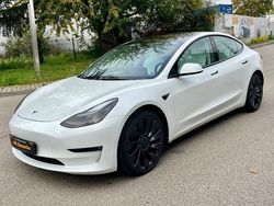 Weiß Gebraucht 2022 Tesla Model 3 Performance Limousine | 29.790 € (Fairer Preis)