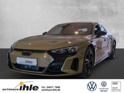 Gruen Gebraucht 2023 Audi e-tron GT quattro Comfort Limousine | 62.490 € (Etwas zu teuer)