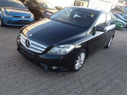 Schwarz Gebraucht 2013 Mercedes B180 Van / Kleinbus | 4.950 € (Etwas zu teuer)