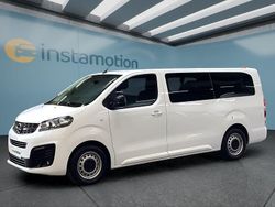 Weiß Gebraucht 2022 Opel Zafira Life Van / Kleinbus | 28.649 € (Fairer Preis)