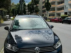 Schwarz Gebraucht 2015 VW Golf Sportsvan Van / Kleinbus | 12.100 € (Etwas zu teuer)